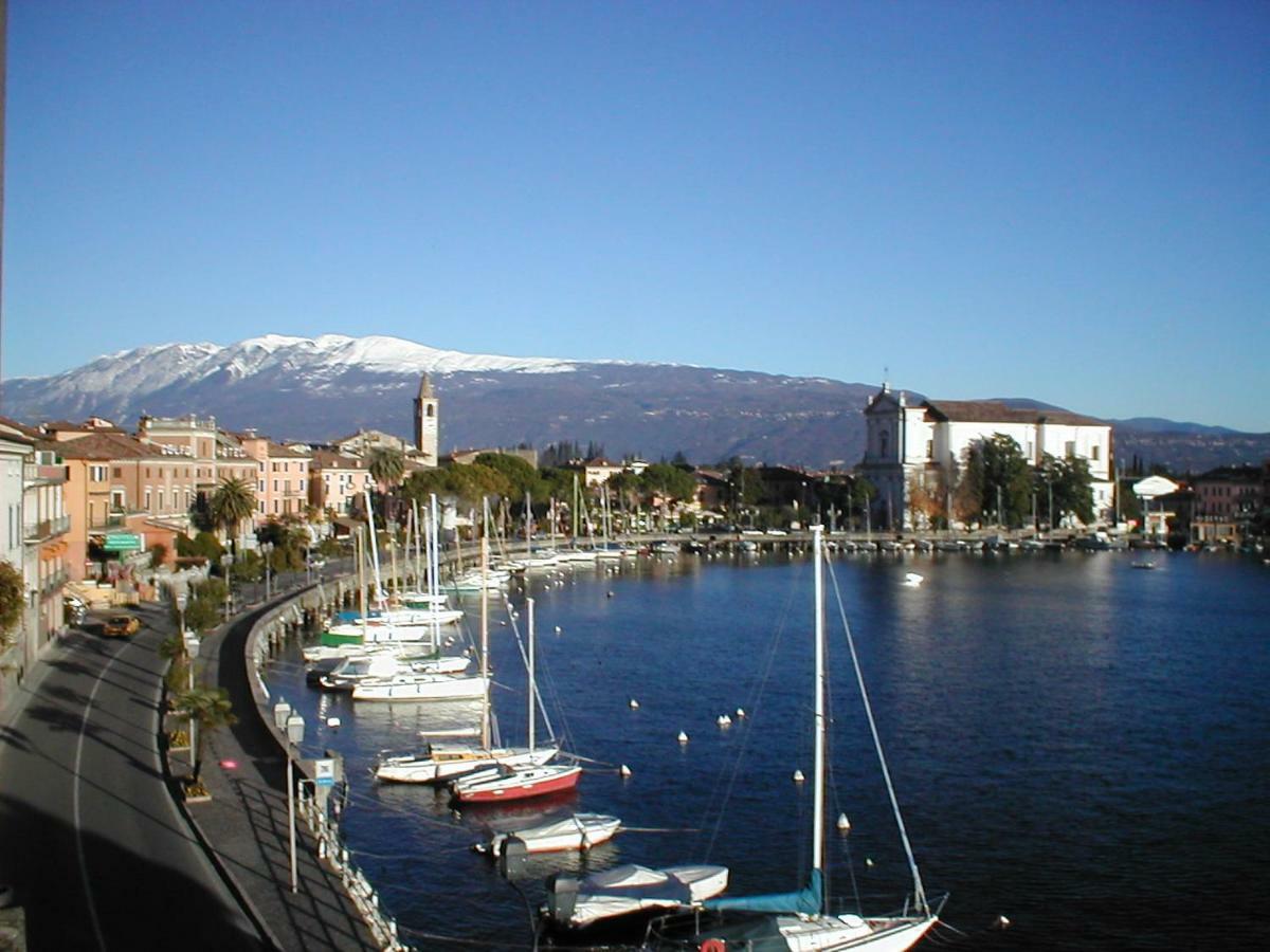 Appartamento Lido 'With Parking Space Included' Toscolano Maderno Exterior photo
